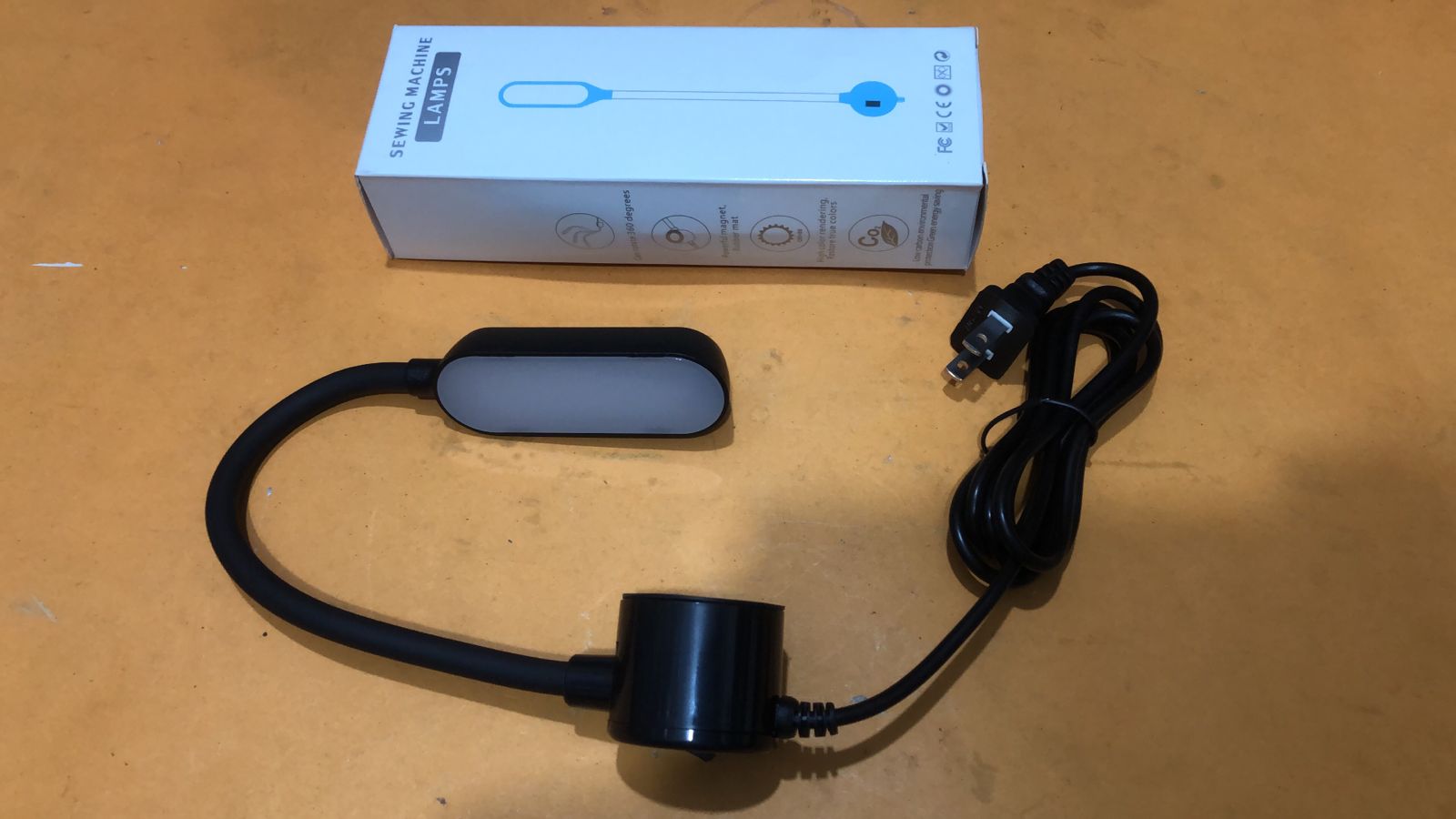 2. LED light 32 bulbs